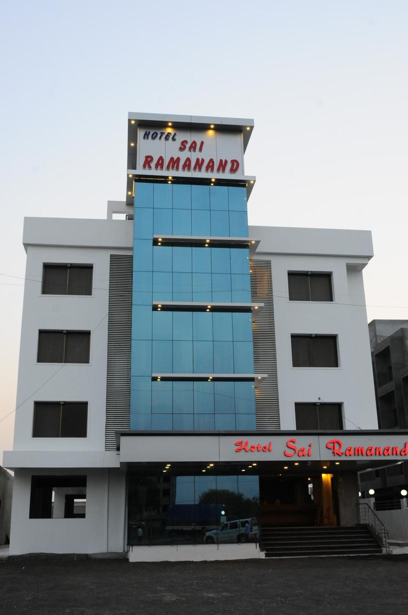 Hotel Sai Ramanand Ширді Екстер'єр фото