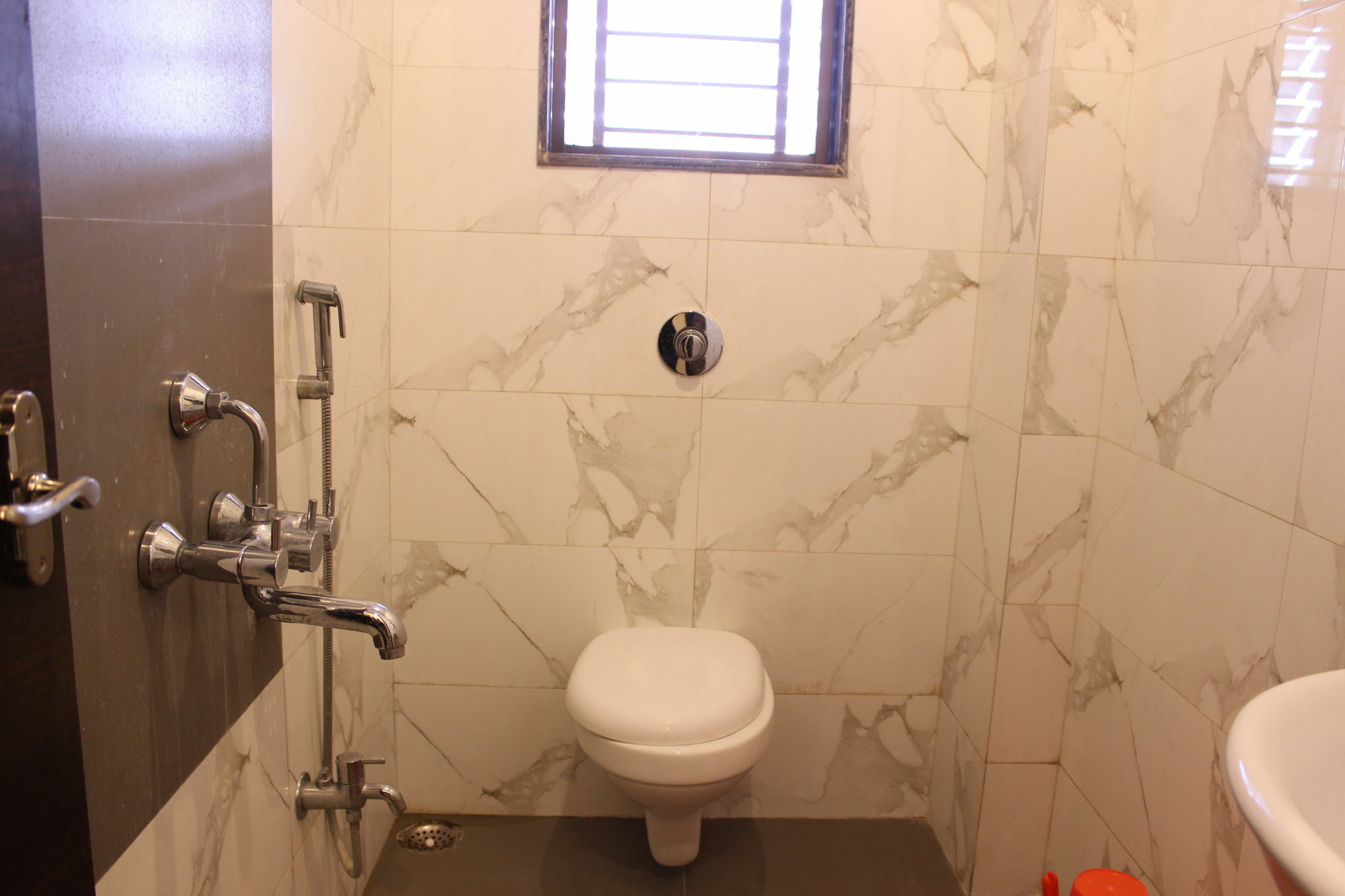 Hotel Sai Ramanand Ширді Екстер'єр фото